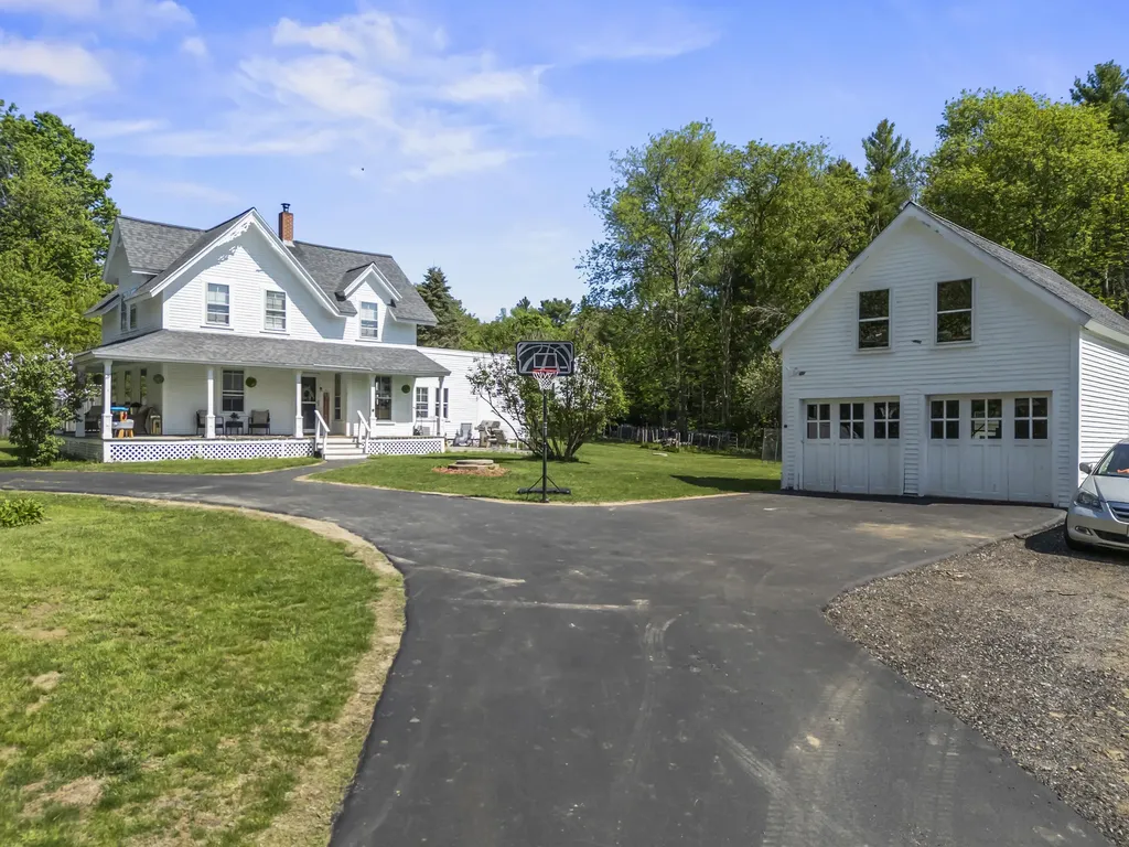 29 Depot Road Lebanon ME 04027