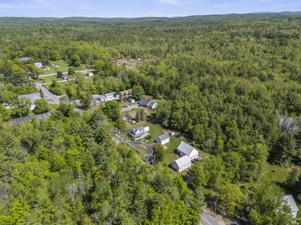 29 Depot Road Lebanon ME 04027