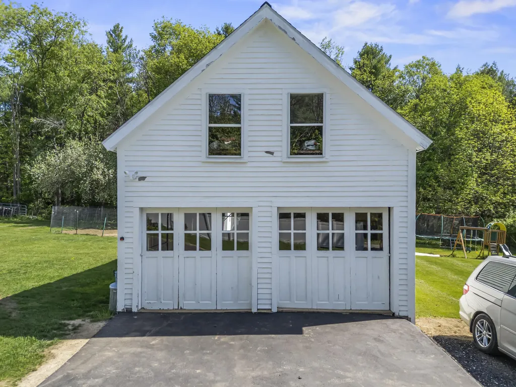 29 Depot Road Lebanon ME 04027