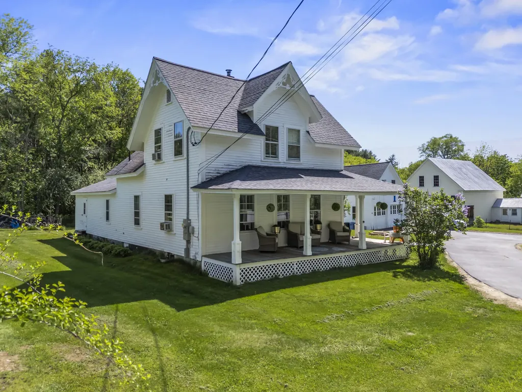 29 Depot Road Lebanon ME 04027