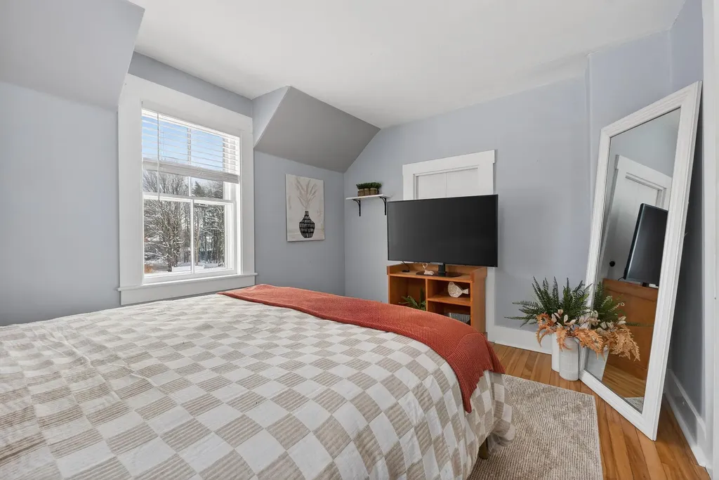 29 Depot Road Lebanon ME 04027