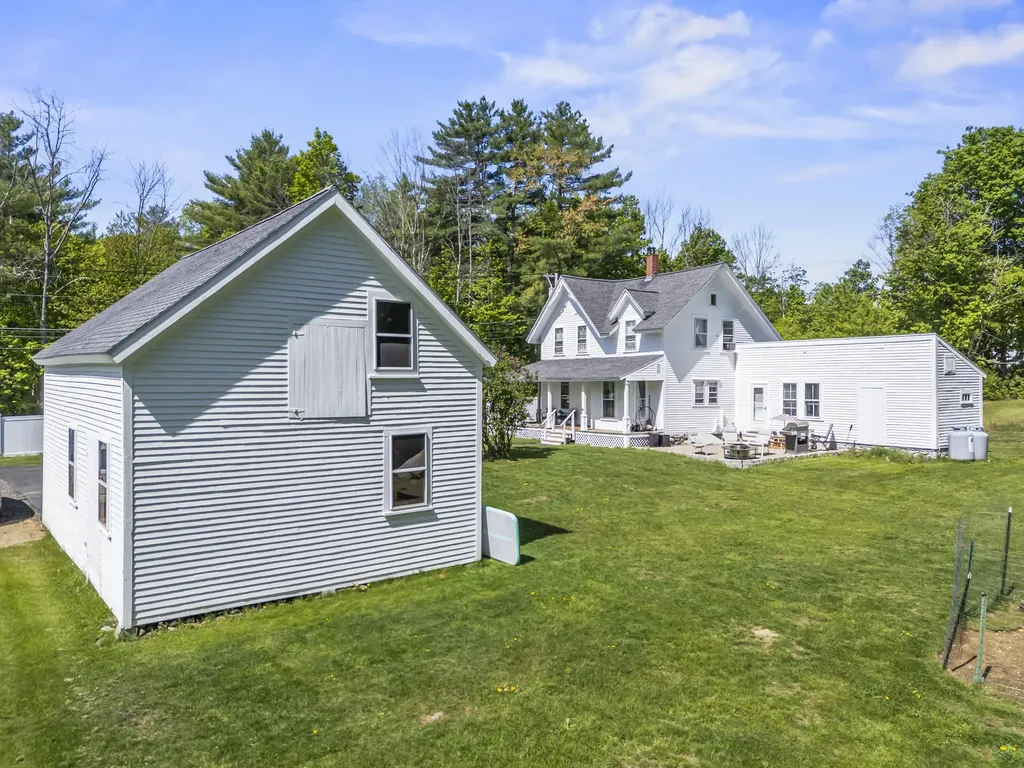 29 Depot Road Lebanon ME 04027