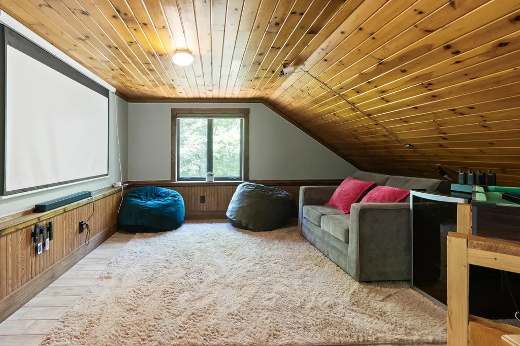 44 Johnson Road Windham ME 04062