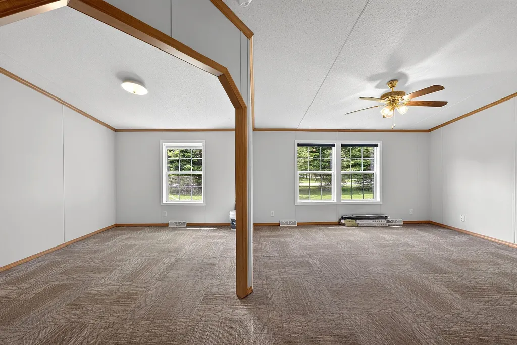 15 Kelly Court Sidney ME 04330