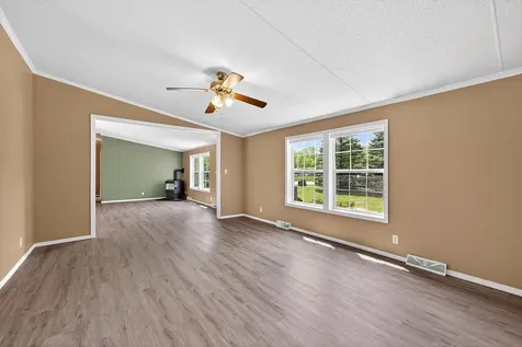15 Kelly Court Sidney ME 04330