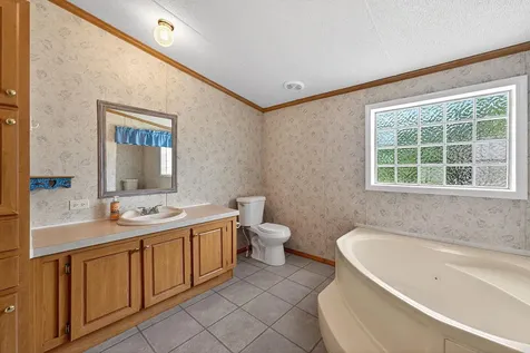 15 Kelly Court Sidney ME 04330