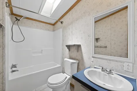15 Kelly Court Sidney ME 04330