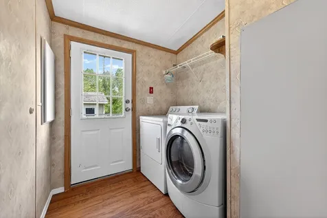 15 Kelly Court Sidney ME 04330