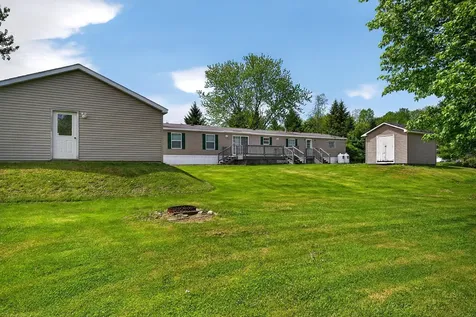 15 Kelly Court Sidney ME 04330