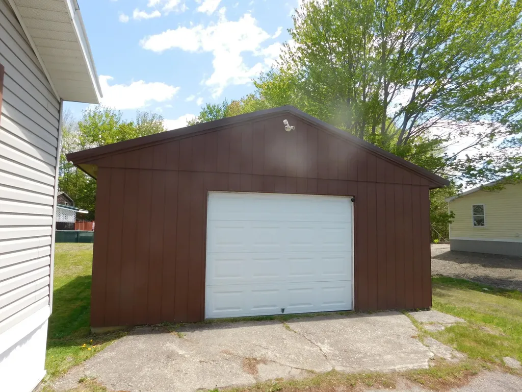 212 Bradley Road Milford ME 04461