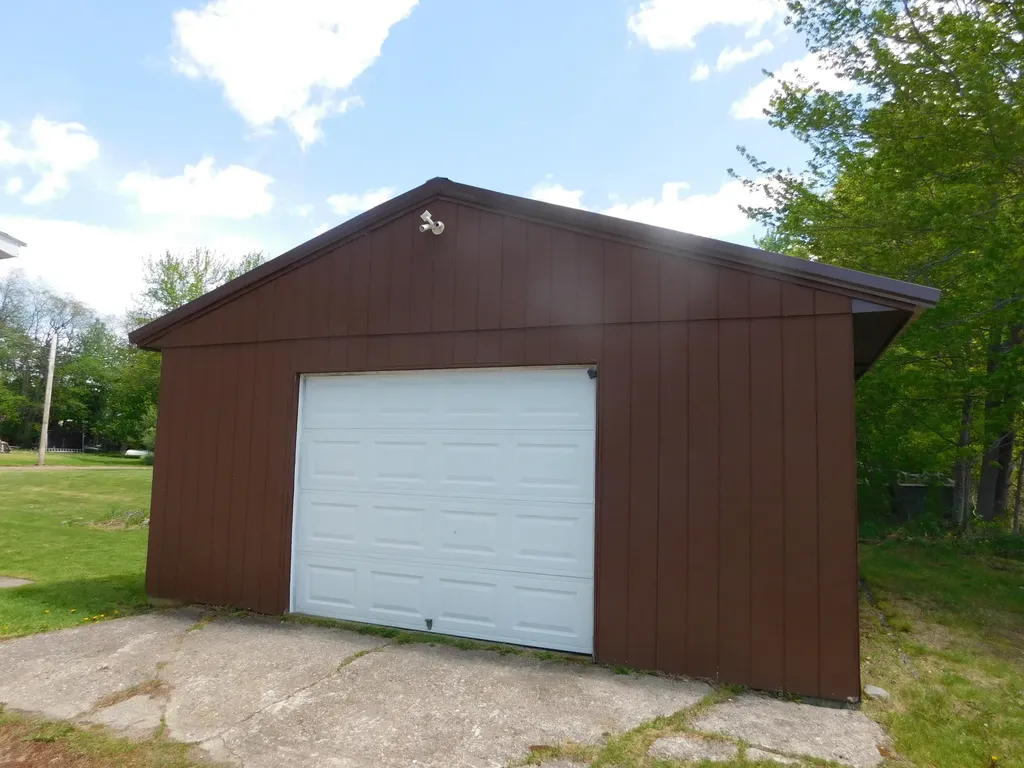 212 Bradley Road Milford ME 04461