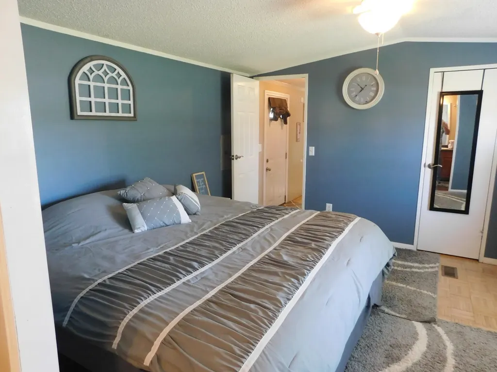 212 Bradley Road Milford ME 04461
