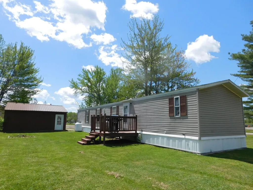 212 Bradley Road Milford ME 04461