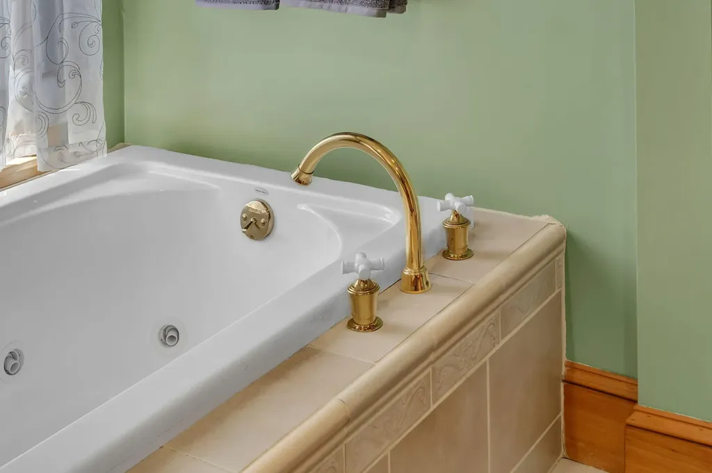 167 Twin Hill Road Ellsworth ME 04605