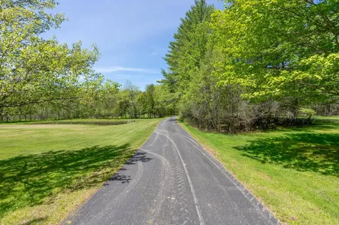 33A Mclellan Gorham ME 04038