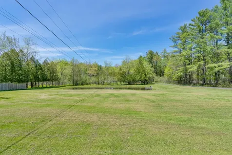 33A Mclellan Gorham ME 04038