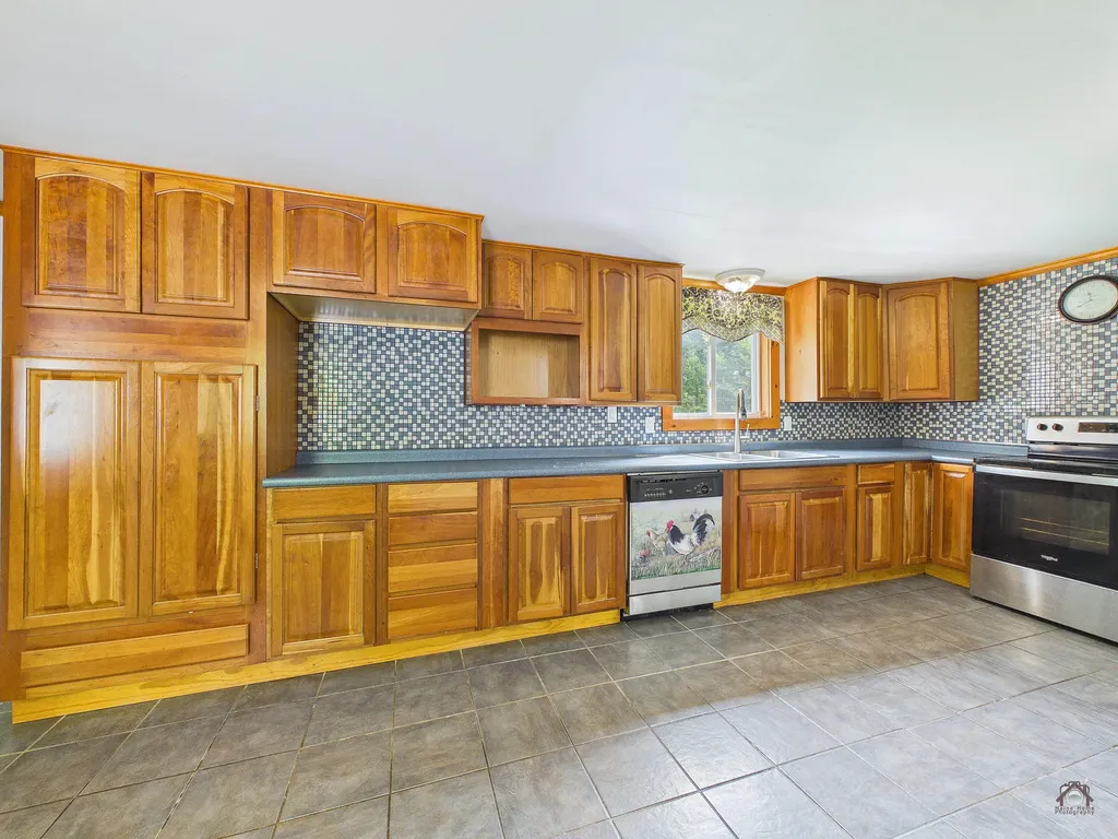 273 Collins Mills Road West Gardiner ME 04345