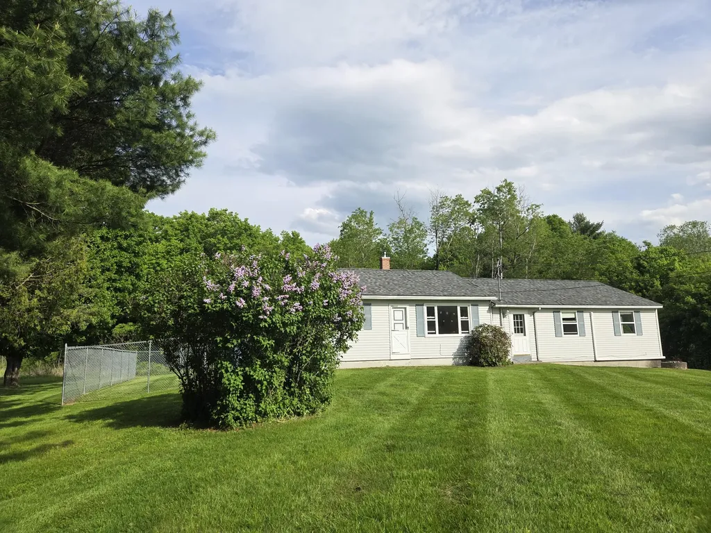 2525 West River Road Sidney ME 04330