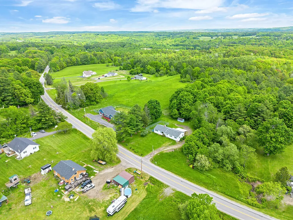 2525 West River Road Sidney ME 04330