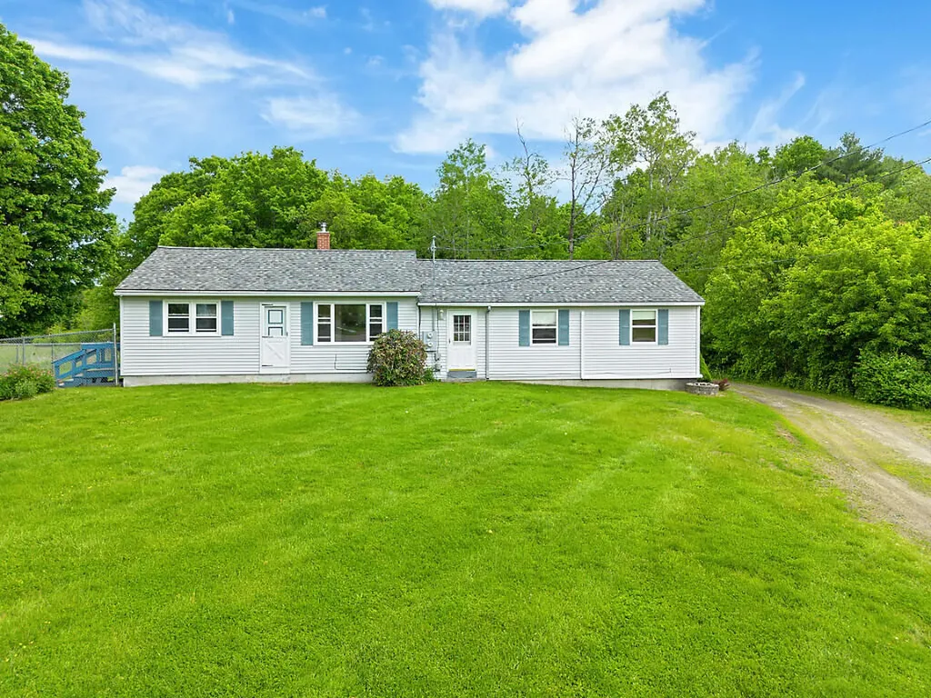 2525 West River Road Sidney ME 04330