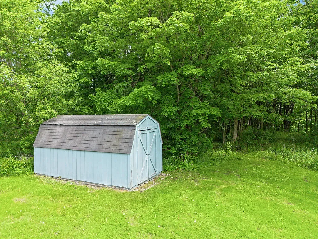 2525 West River Road Sidney ME 04330