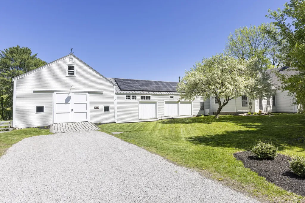 323 Runaround Pond Road Durham ME 04222