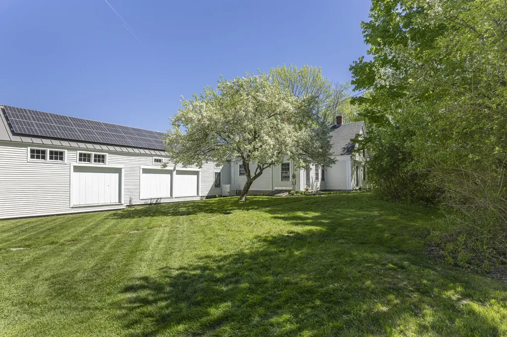 323 Runaround Pond Road Durham ME 04222