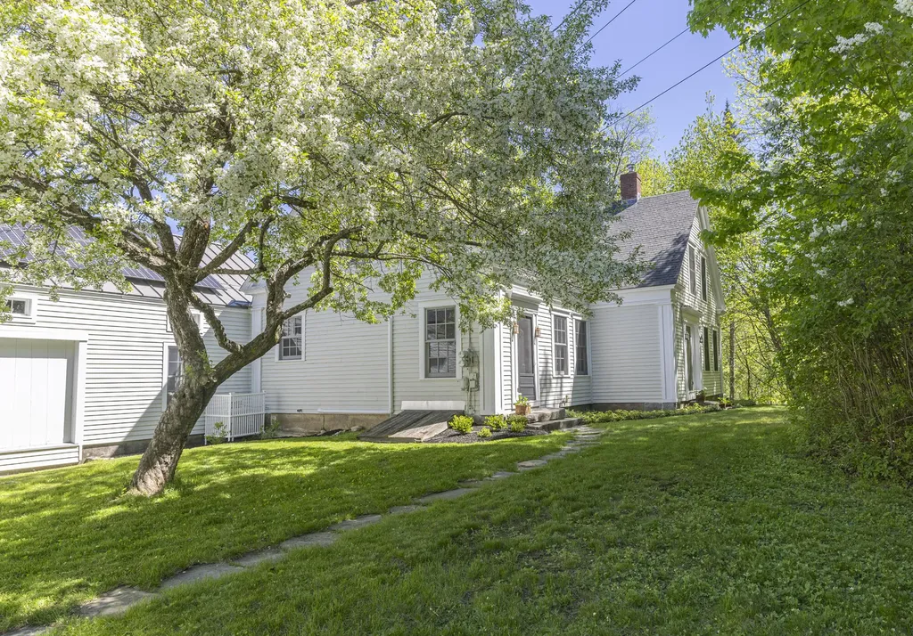 323 Runaround Pond Road Durham ME 04222