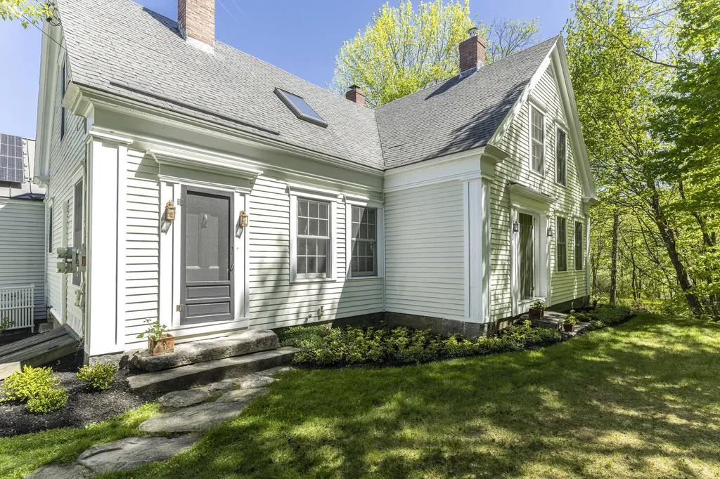323 Runaround Pond Road Durham ME 04222