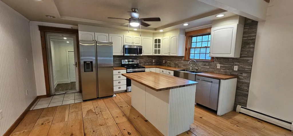 130 Middle Road Oakland ME 04963