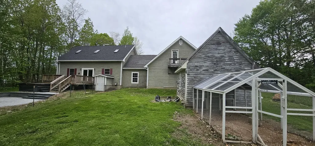 130 Middle Road Oakland ME 04963