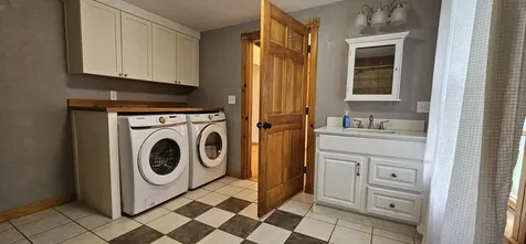 130 Middle Road Oakland ME 04963