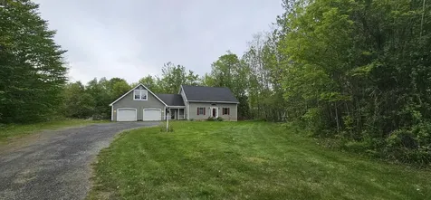 130 Middle Road Oakland ME 04963