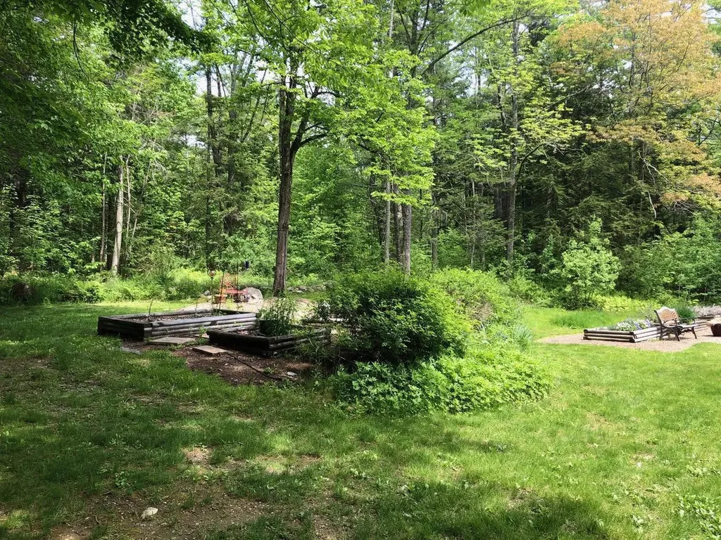 1471 Heald Highway Union ME 04862