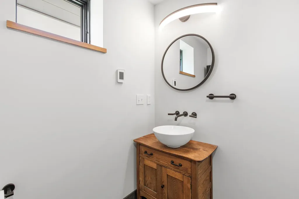 55 Boothby Avenue South Portland ME 04106