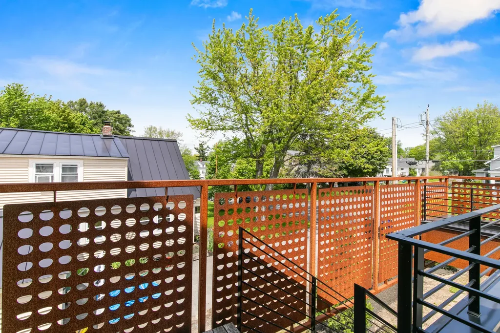 55 Boothby Avenue South Portland ME 04106