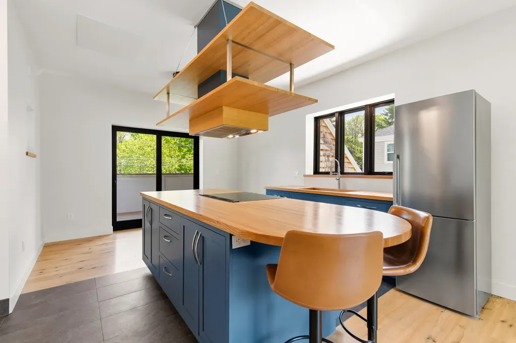 55 Boothby Avenue South Portland ME 04106
