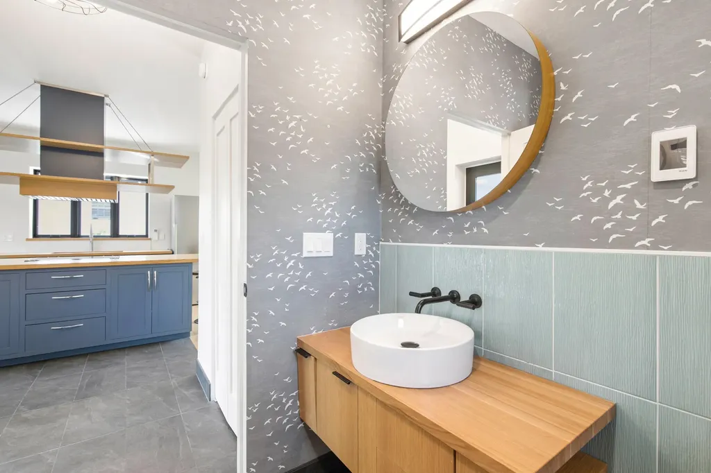 55 Boothby Avenue South Portland ME 04106