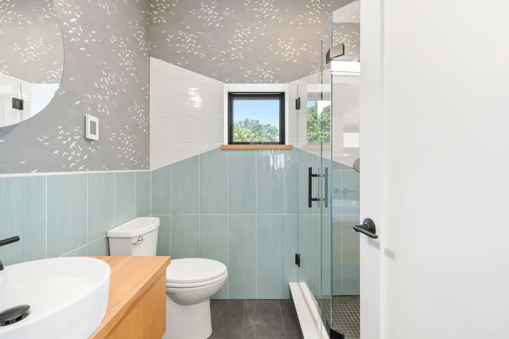55 Boothby Avenue South Portland ME 04106