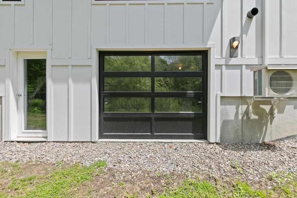 55 Boothby Avenue South Portland ME 04106