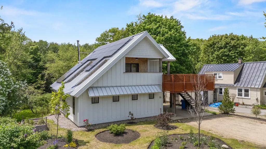 55 Boothby Avenue South Portland ME 04106