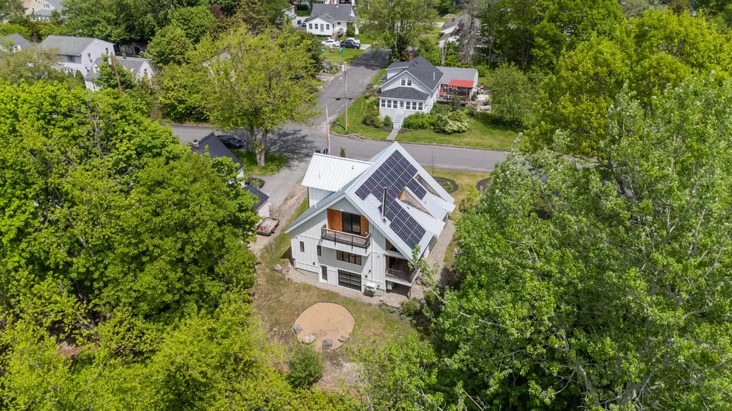 55 Boothby Avenue South Portland ME 04106