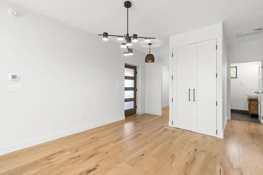 55 Boothby Avenue South Portland ME 04106