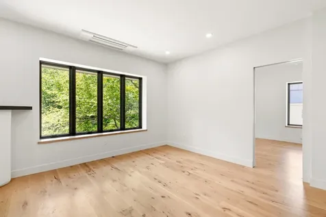 55 Boothby Avenue South Portland ME 04106