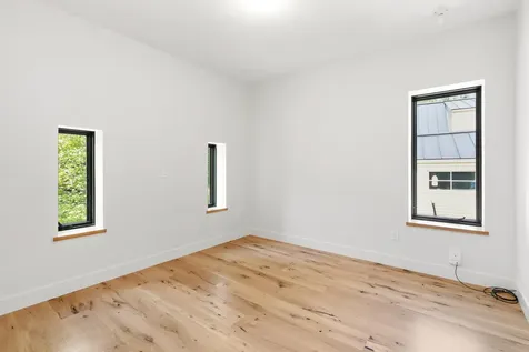 55 Boothby Avenue South Portland ME 04106