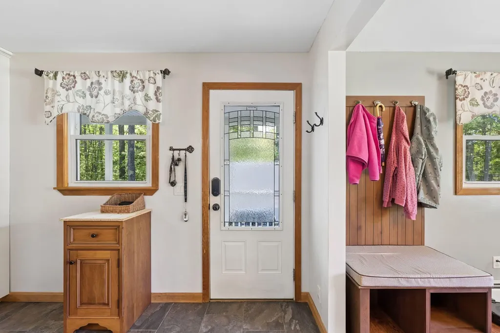 256 Narrows Pond Road Winthrop ME 04364