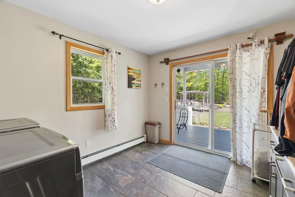 256 Narrows Pond Road Winthrop ME 04364