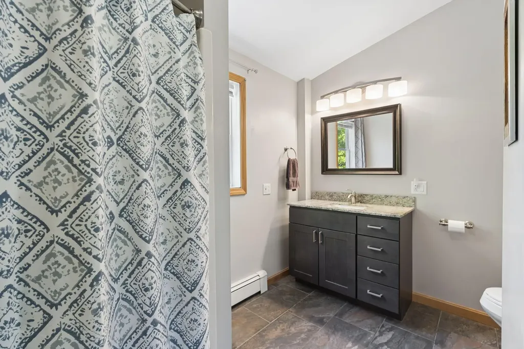 256 Narrows Pond Road Winthrop ME 04364