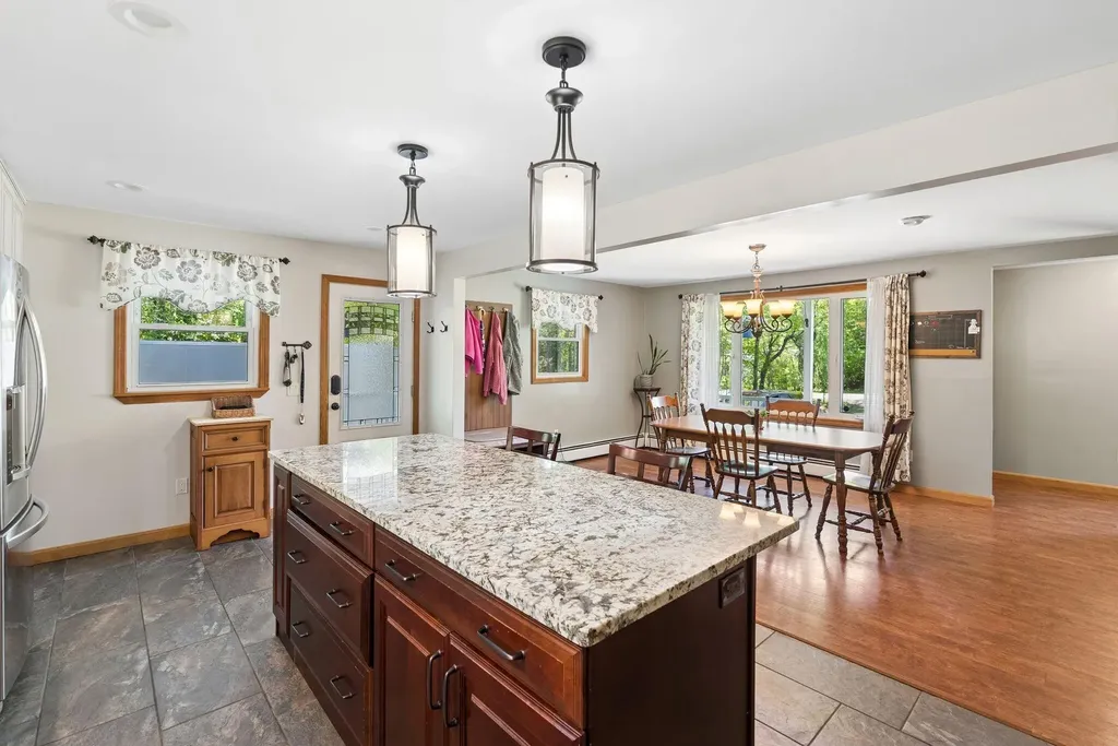256 Narrows Pond Road Winthrop ME 04364