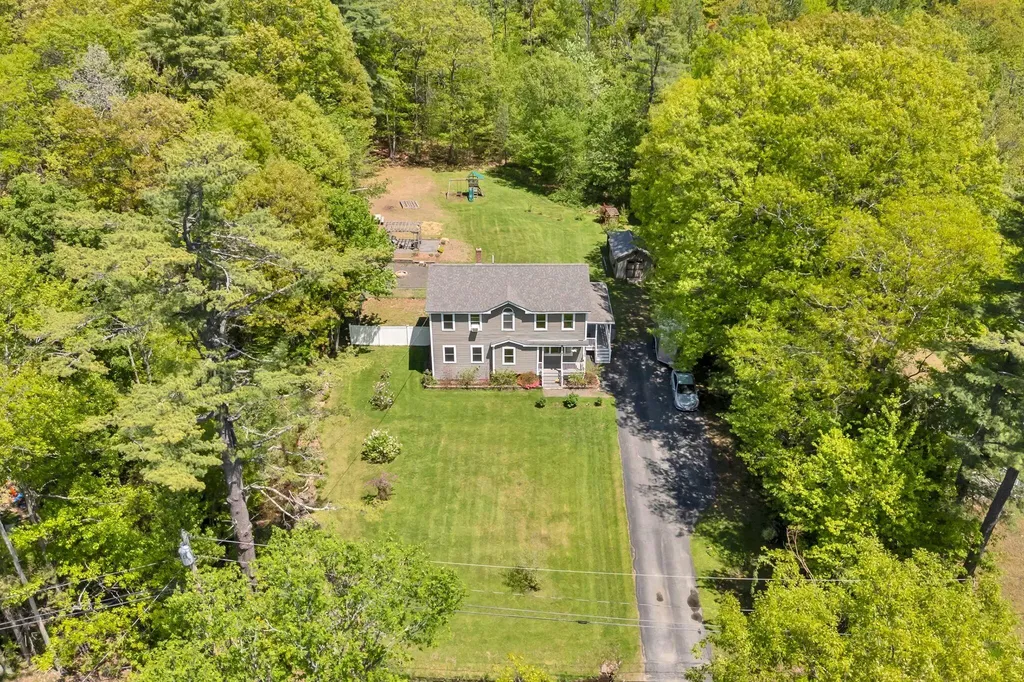 256 Narrows Pond Road Winthrop ME 04364